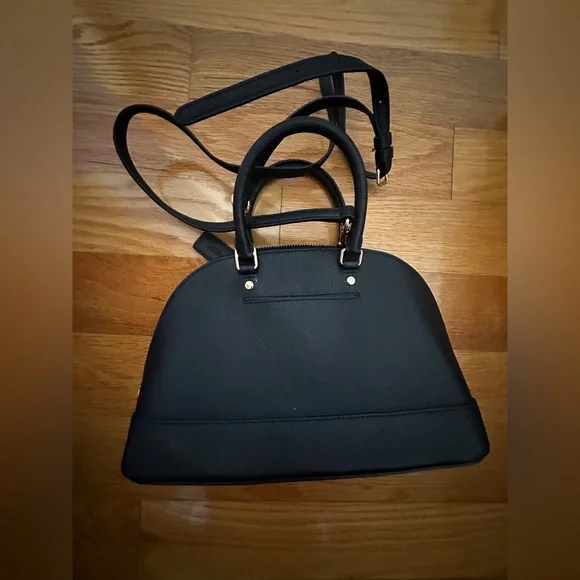 Coach HandBag - Picture 3 of 6